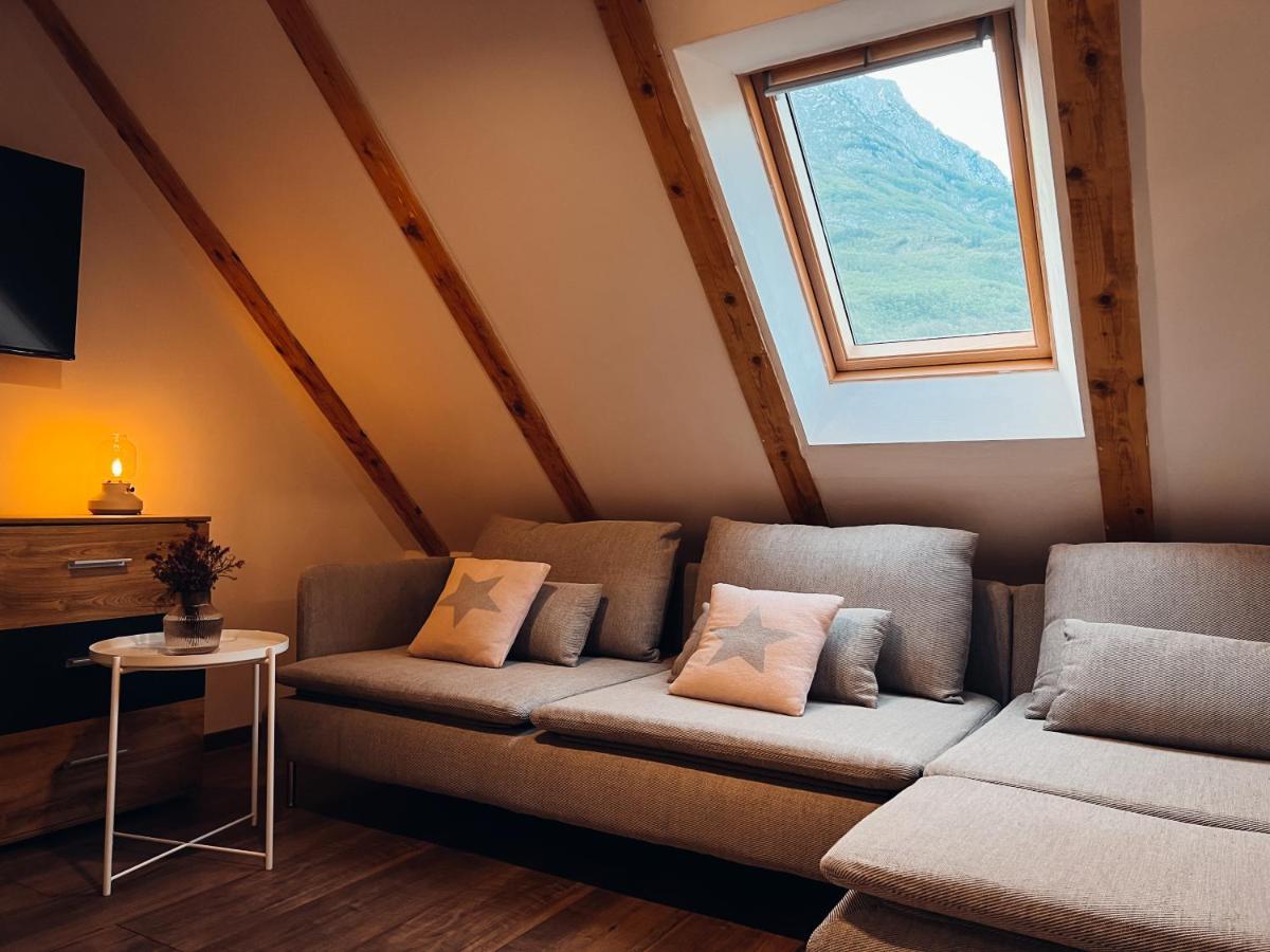 Apartments Mala Korita Soce Soca Luaran gambar